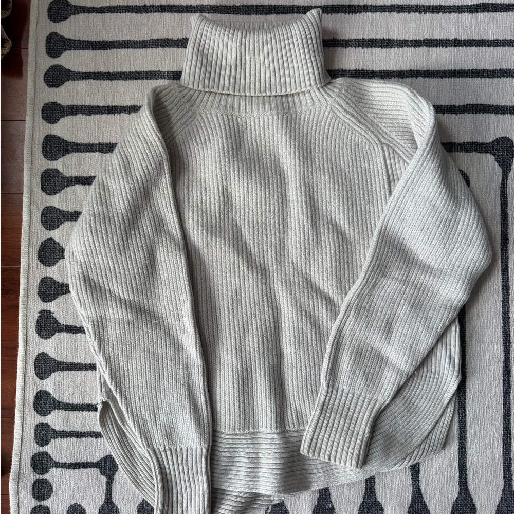 Aritzia Ribbed Light Gray Turtleneck Sweater